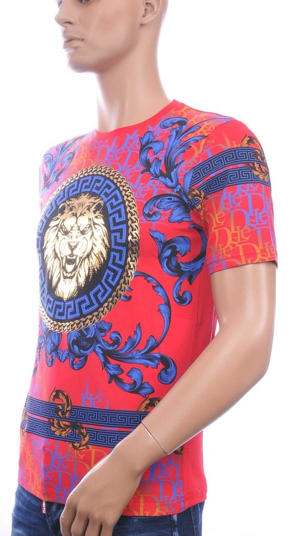 LES DESIGNERS Ronde Hals T-Shirt met Leeuwenkop en Steentjes – Rood