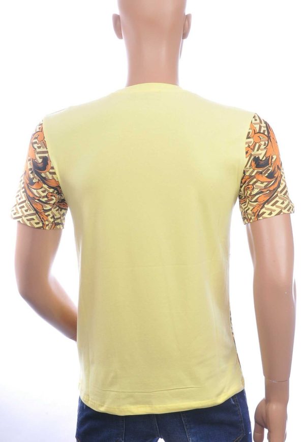 LES DESIGNERS, Versace, Ronde Hals T-Shirt, met Leeuwenkop, met Steentjes, – Geel